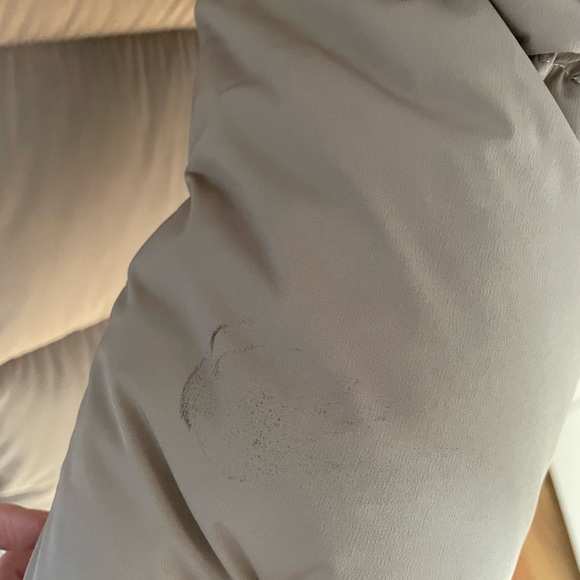 Aritzia Park City Mid Puffer Clay - Picture 8 of 8